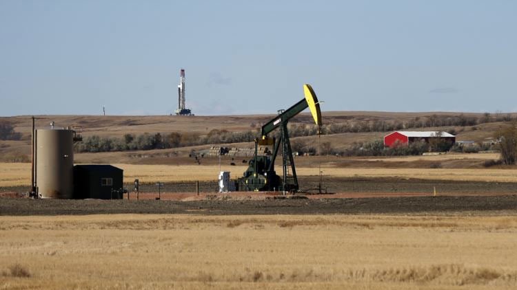 "La Reserva Federal de EE.UU. juega con las divisas internacionales y el precio del petróleo"