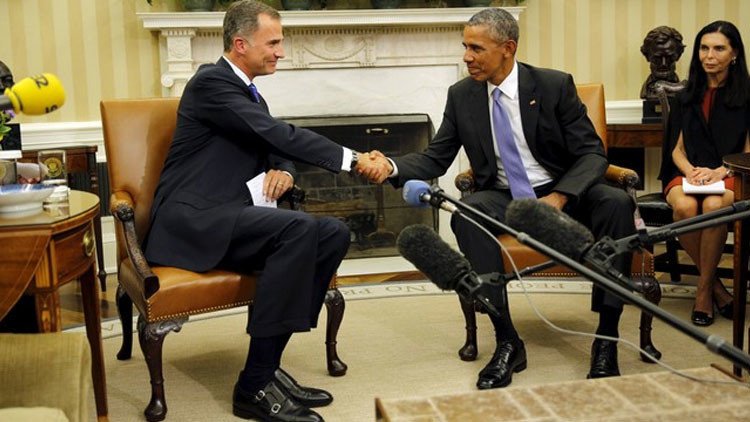 Un error de la traductora de Obama casi provoca un 'terremoto' en España