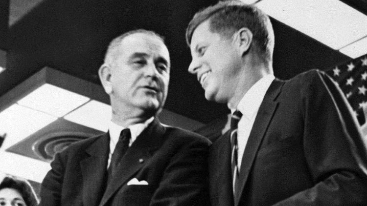 La CIA desclasifica múltiples documentos secretos de la Guerra Fría