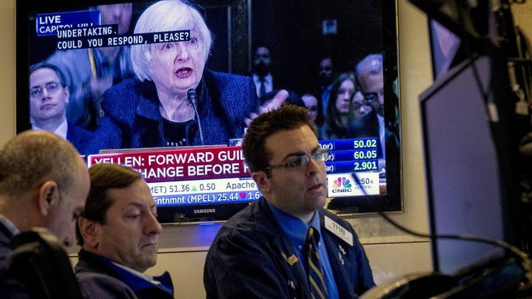 La Reserva Federal de EE.UU. mantiene la tasa de referencia sin cambios 