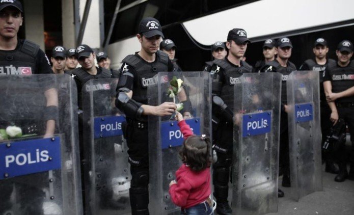 Cuando la humanidad supera el drama: la otra cara de la crisis de refugiados