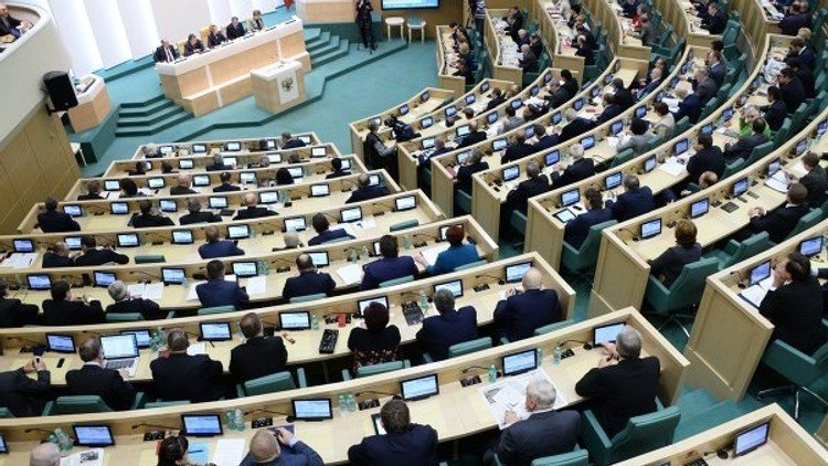 El Senado de Rusia autoriza el uso de las Fuerzas Aéreas en Siria
