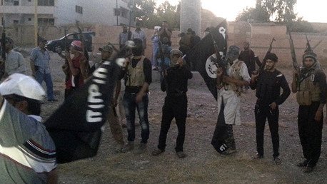 Ministro español no ve "descabellado" que el EI quiera introducir yihadistas entre los refugiados