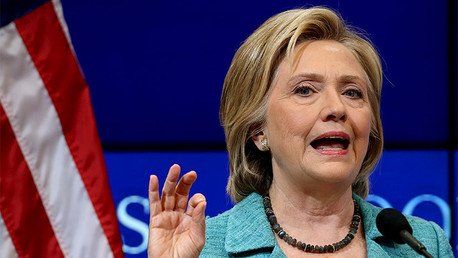 Experto de Wall Street: La Fundación Clinton es una "vasta conspiración criminal"