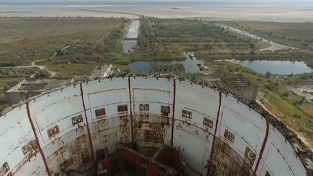 Video: Un dron capta en Crimea una planta nuclear abandonada desde los tiempos de Chernóbil