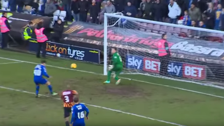 Un gol de penal que jamás pensaste que podían marcar