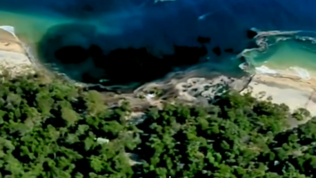 Un sumidero gigante se traga una playa en Australia
