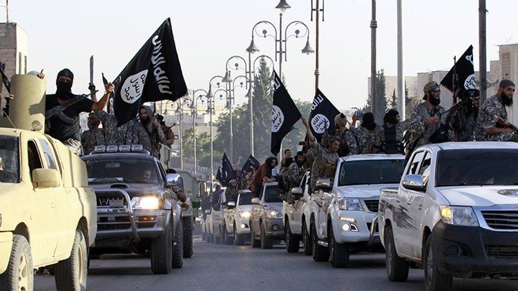 ¿Cómo funciona la corporación petrolera del Estado Islámico?