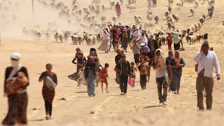 "Los golpes de la coalición de EE.UU. sobre objetivos pacíficos aumentan los refugiados a Europa"