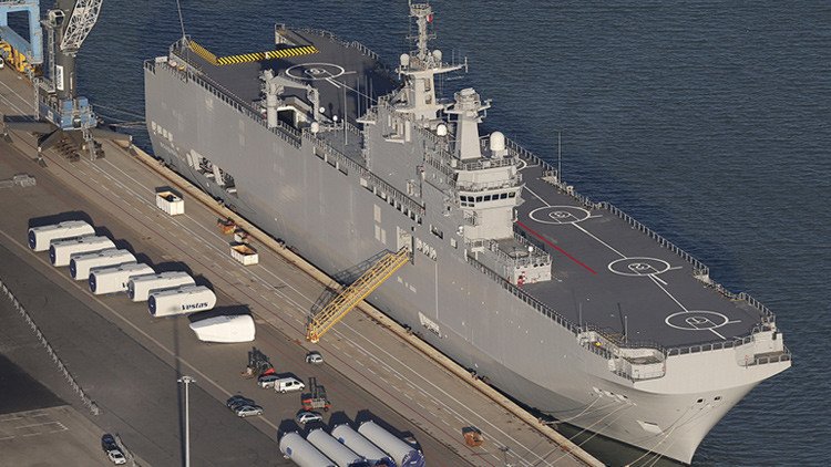 Egipto estudia comprar a Rusia los equipos electrónicos para sus portahelicópteros Mistral