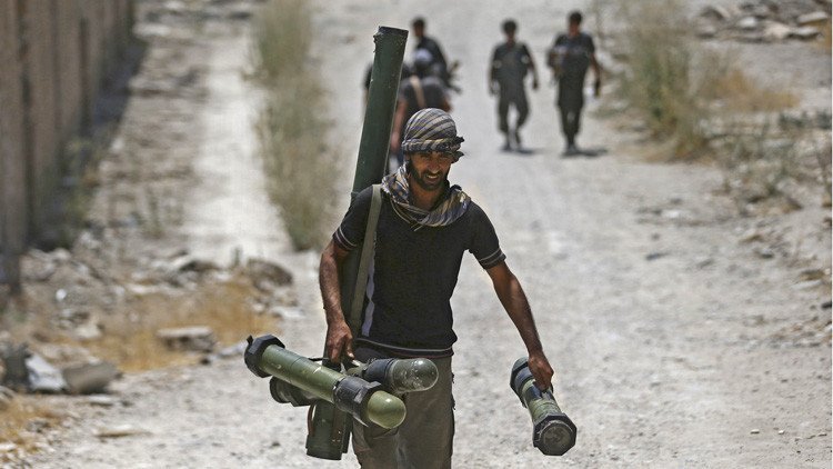 ¿Quién se quedó con las municiones enviadas por EE.UU. para combatir al Estado Islámico?