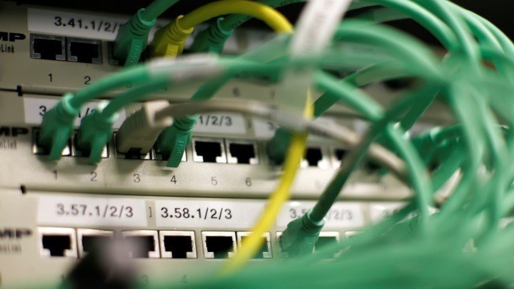 No es broma: Militares de EE.UU. temen que Rusia pueda dejar al mundo sin Internet