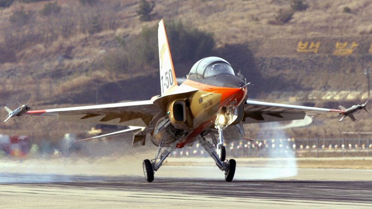 ¿Por qué Estados Unidos prohibe a Corea del Sur vender cazas de entrenamiento?