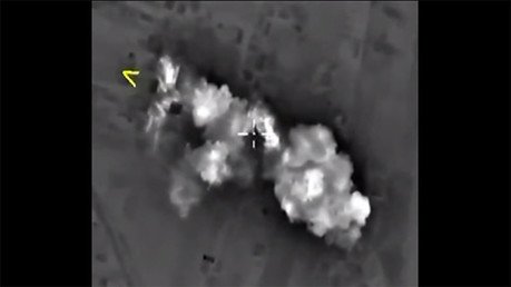 Nuevo vídeo de ataques nocturnos de Rusia contra el Estado Islámico