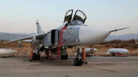 "Gobierno de EE.UU. y medios de comunicación trabajan en sintonía para demonizar a Rusia"