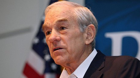 Ron Paul a RT: "El mundo sufrirá el mayor accidente de la historia debido al dólar"
