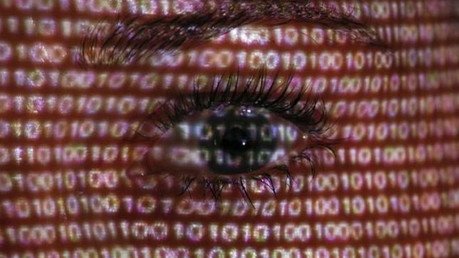 Duro golpe a Facebook: El Tribunal de la UE impide la transferencia de datos personales a EE.UU.