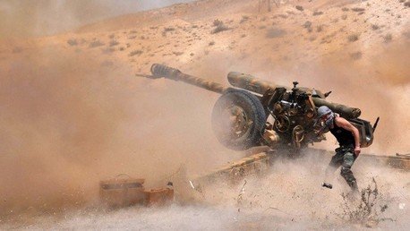 El Ejército sirio respaldado por la Fuerza Aérea rusa lanza una ofensiva contra el Estado Islámico