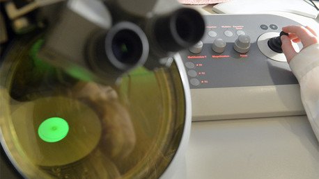 Descubren una enfermedad genética sin cura que 'mata' a los niños