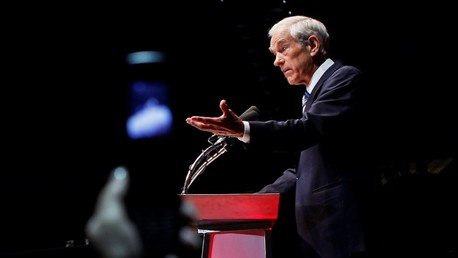 Ron Paul: "El creciente gasto militar de EE.UU. llevará a una seria crisis económica"