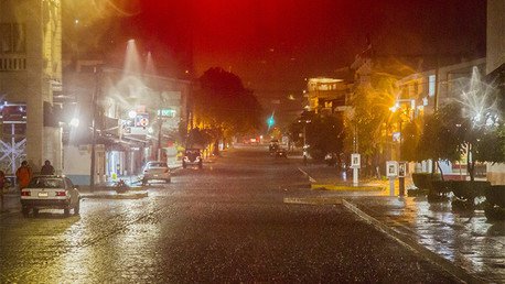 Videos, fotos: El monstruoso huracán Patricia a su paso por México