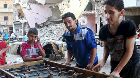 Cientos de miles de sirios regresan a su país tras el inicio del operativo aéreo ruso