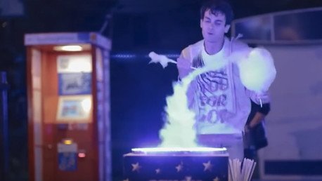 Los trabajadores más rápidos en su oficio en este imperdible video 