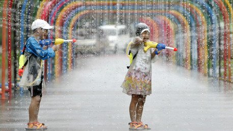 China autoriza a las parejas que tengan dos hijos tras más de 30 años de política de hijo único