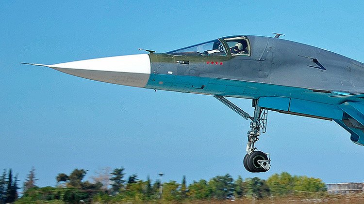¿Por qué los pilotos rusos en Siria pintan estrellas rojas en sus aviones?
