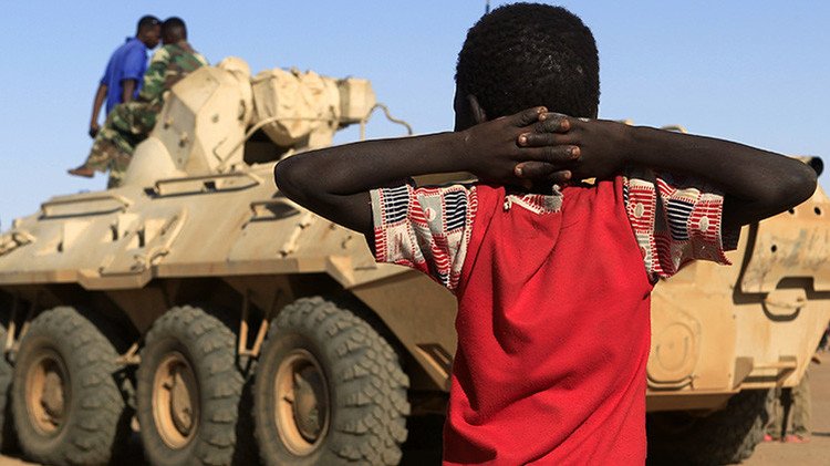 Decenas de niños muertos en un mes: La nación más joven del mundo desgarrada por la guerra