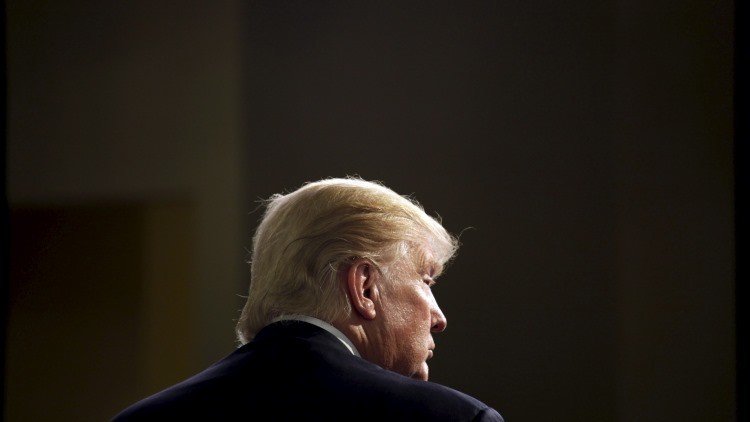 Donald Trump: "Los franceses necesitan más  armas de fuego"