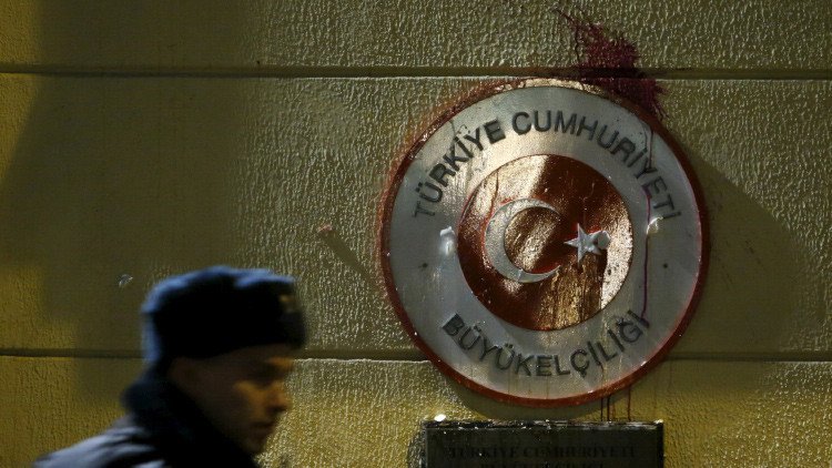 Putin: "El ataque contra el avión es un golpe de un socio por la espalda"