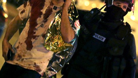 Hallan un pasaporte sirio entre las pertenencias de uno de los terroristas que se inmoló en París