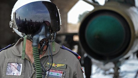 Siria bombardea posiciones del Estado Islámico tras los ataques en París