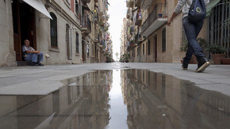 España: ¿Por qué Barcelona huele a "queso podrido"?