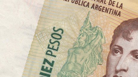 "Mamá ayudame": Hallan billete con un mensaje de una joven argentina desaparecida hace 3 años