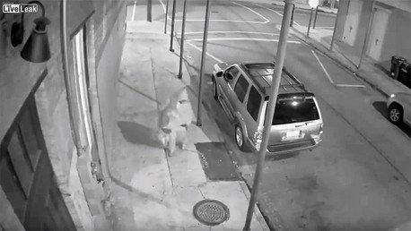 Video: Intentó fusilar a un joven pero inesperadamente su arma falló