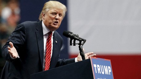 Donald Trump se burla de un famoso periodista discapacitado en un acto público