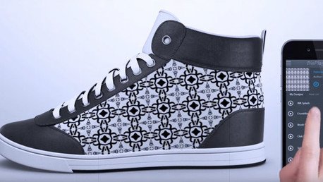 Conozca las zapatillas que cambian de apariencia mediante una 'app'