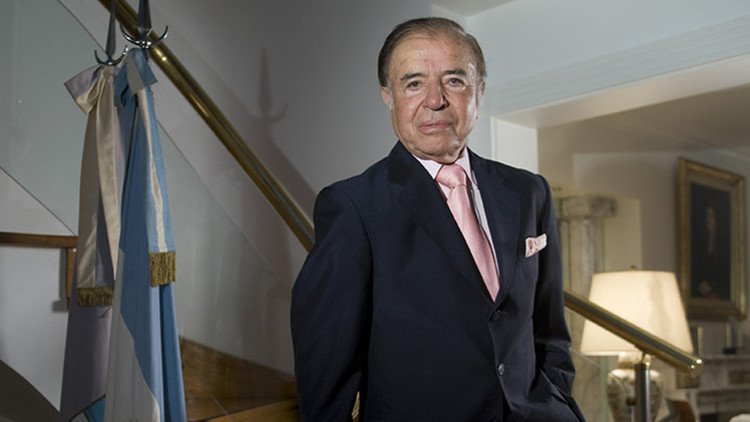 Argentina: Condenan al expresidente Menem a 4 años de prisión por haber pagado sobresueldos