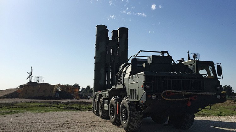 Video: Misiles rusos del sistema S-400 derriban objetivo 'jabalí' de propulsión a chorro