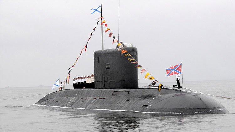 Submarino ruso equipado con misiles de crucero se acerca a la costa de Siria