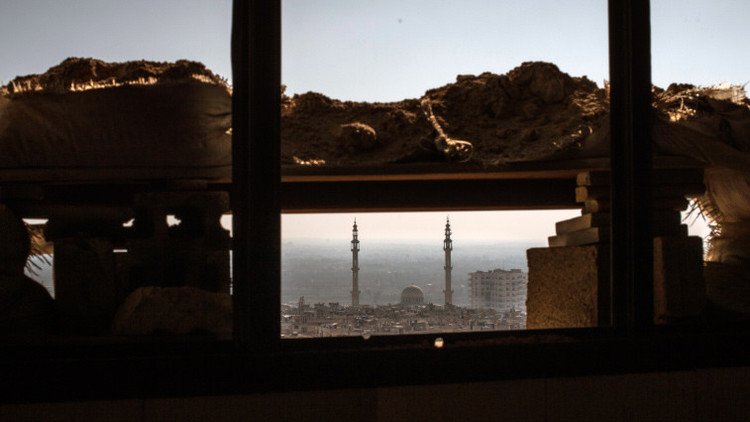 General sirio: "Los yihadistas desertan hacia Turquía bajo el empuje de nuestro Ejército"