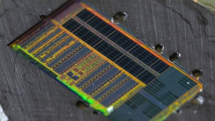 La informática del futuro a la vuelta de la esquina: Logran transmitir datos a través de la luz