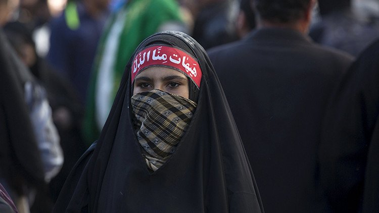 La guía sexual del Estado Islámico que indica cómo y cuándo violar niñas y mujeres esclavas