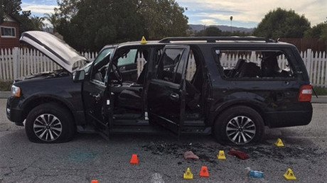  EE.UU. publica fotos de las armas y municiones de los autores del tiroteo en San Bernardino