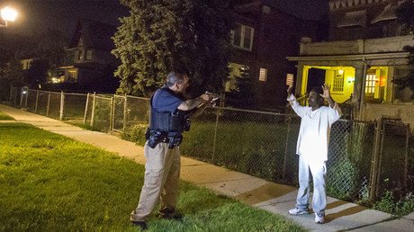 "Clamor humano": El FBI renueva la "farsa" de su sistema de rastreo de civiles muertos por policías 