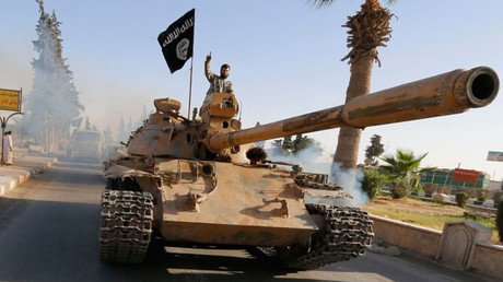 ¿De dónde consiguen los miembros del Estado Islámico sus 'juguetes'?