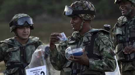 Estrategia y precisión: ¿En qué consiste la participación del Reino Unido en la guerra en Colombia?