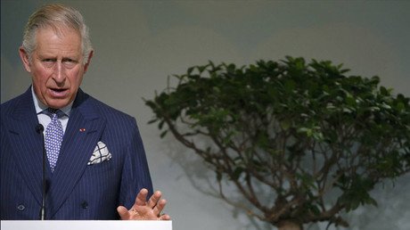 El príncipe de Gales podría explotar una bomba atómica y salir impune